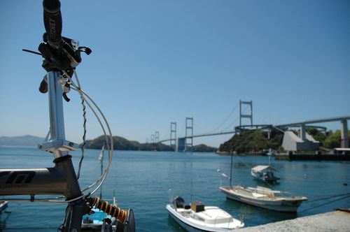 さぁ、渡って帰ろう〜（下田水港）
