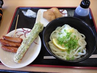 セルフのうどん（￥６１０）